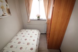 Bedroom- click for photo gallery